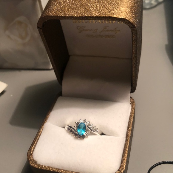 Ring - Picture 2 of 2